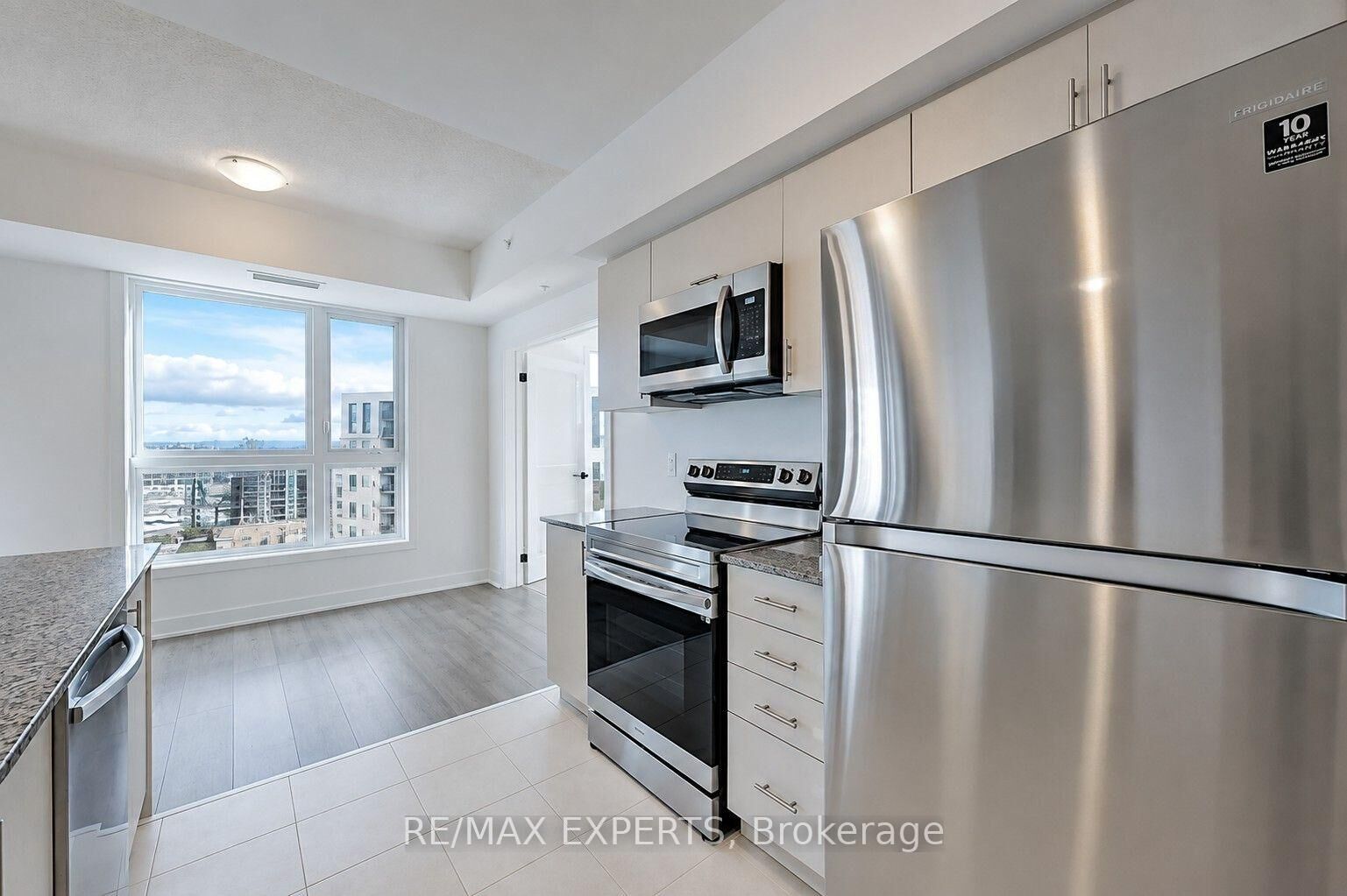 Property Photo: 6 Spice Way #301 ON L9J 0J9