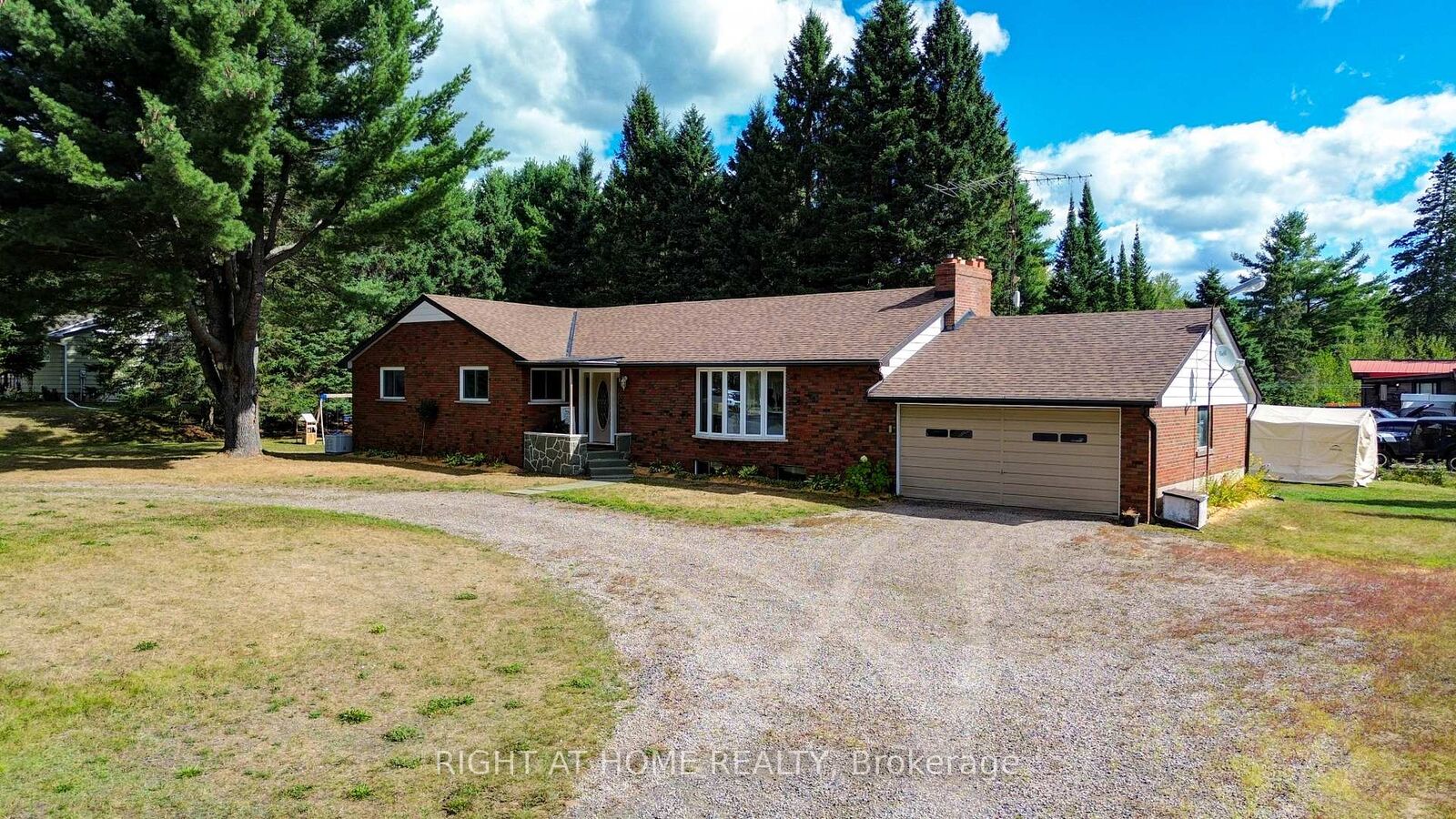 Property Photo: 1012 Clement Lake Road ON K0L 3C0