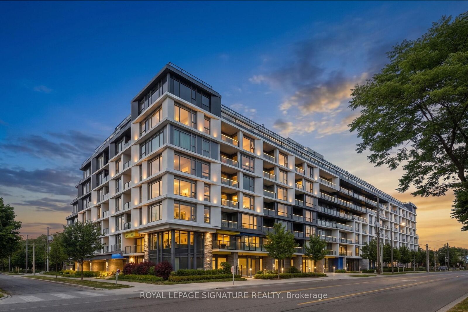 Property Photo: 556 Marlee Avenue 325 ON M6B 0B1