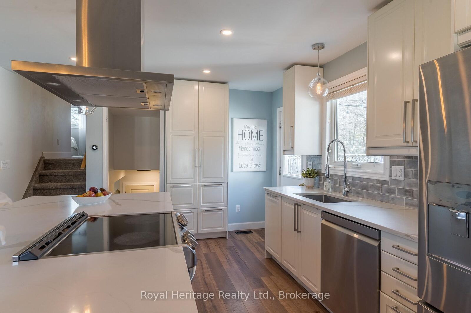 Property Photo:  25 Hewson Drive  ON L1A 4C8 