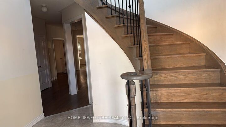 Property Photo: 72 Terry Clayton Avenue ON L0K 1A0