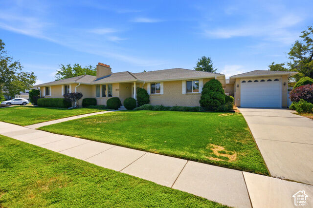 Property Photo: 1852 E Wild Willow Ln UT 84093