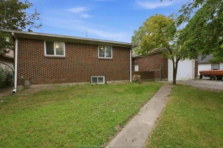 Property Photo: 1441 Heritage Road ON N9Y 2E6