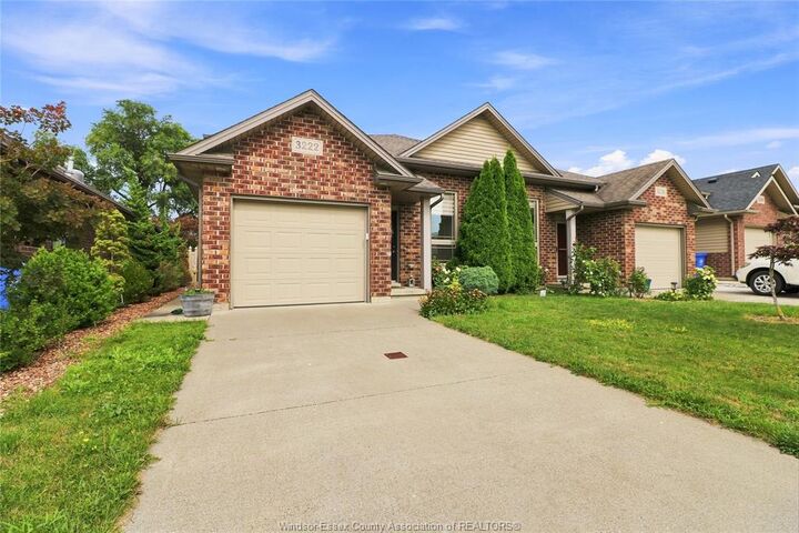Property Photo: 3222 Seville Avenue ON N8N 0A4