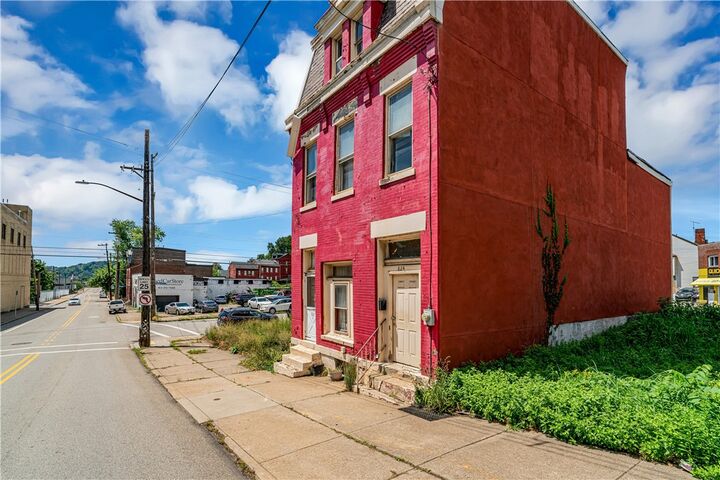 Property Photo: 824 California Avenue PA 15212