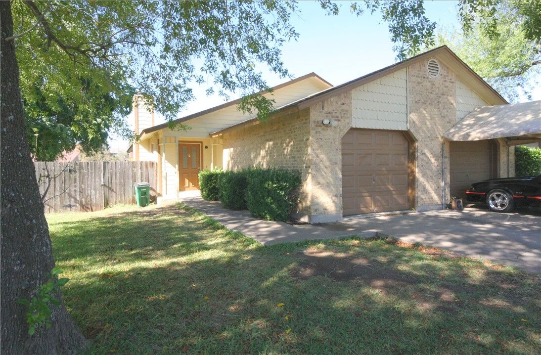 Property Photo: 9802 Brasher Drive B TX 78748