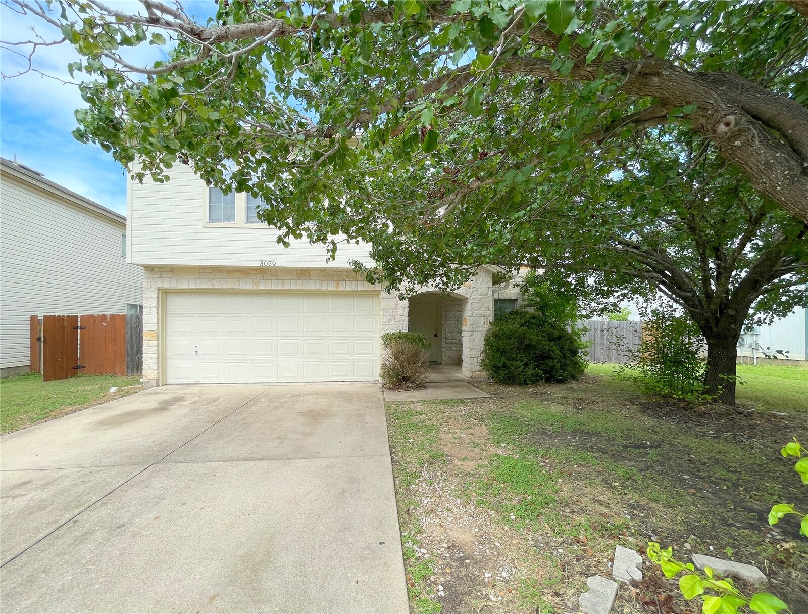 Property Photo: 3079 Hill Street TX 78664