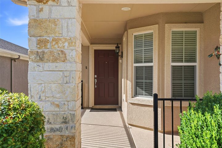 Property Photo: 114 Eisenhower Court TX 78633