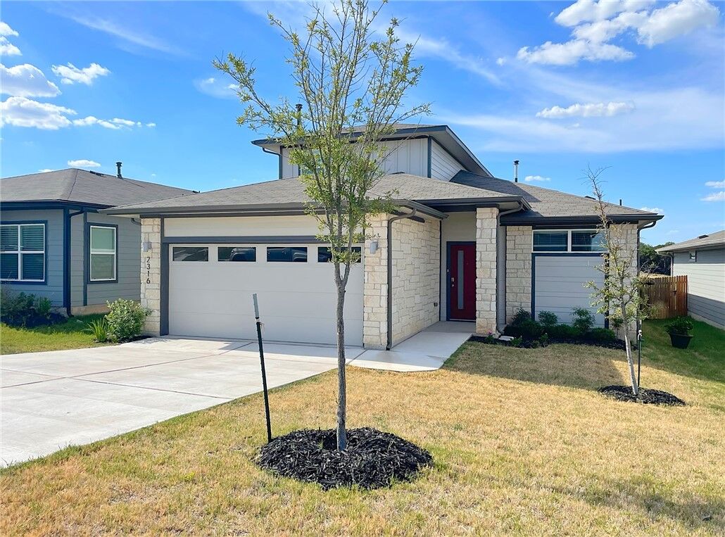 Property Photo: 2316 Clemence Lane TX 78754