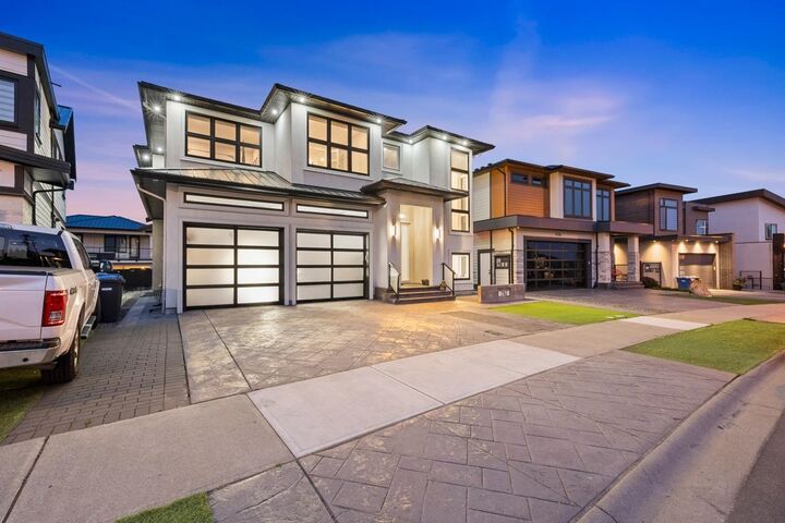 Property Photo: 2762 Montana Place BC V3G 0G8