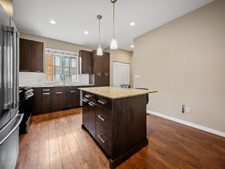 Property Photo: 34248 King Road 40 BC V2S 0B1