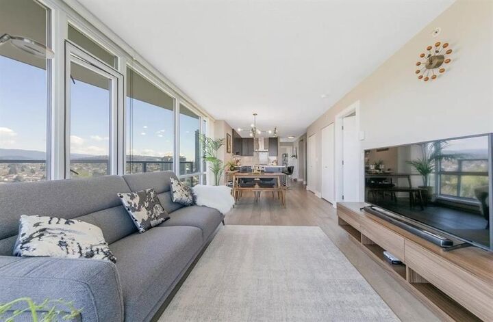 Property Photo: 4189 Halifax Street 2301 BC V5C 0H9