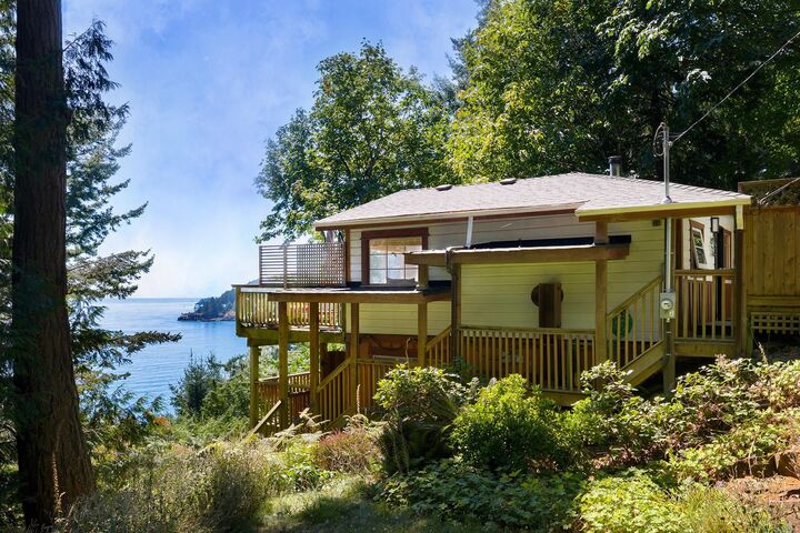 Property Photo:  1491 Eagle Cliff Road  BC V0N 1G1 