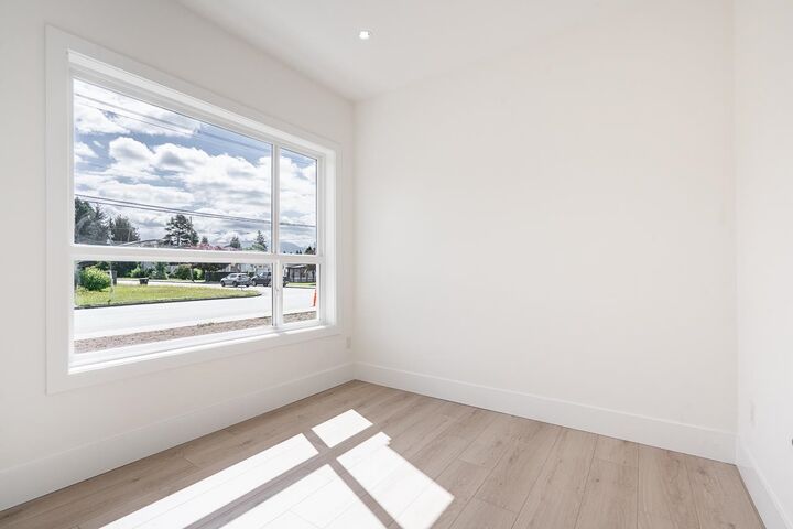 Property Photo:  45945 Lewis Avenue Lower B  BC V2P 3C3 