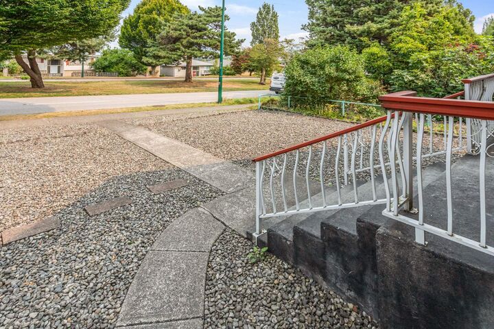 Property Photo: 3148 E 1st Avenue BC V5M 1B5