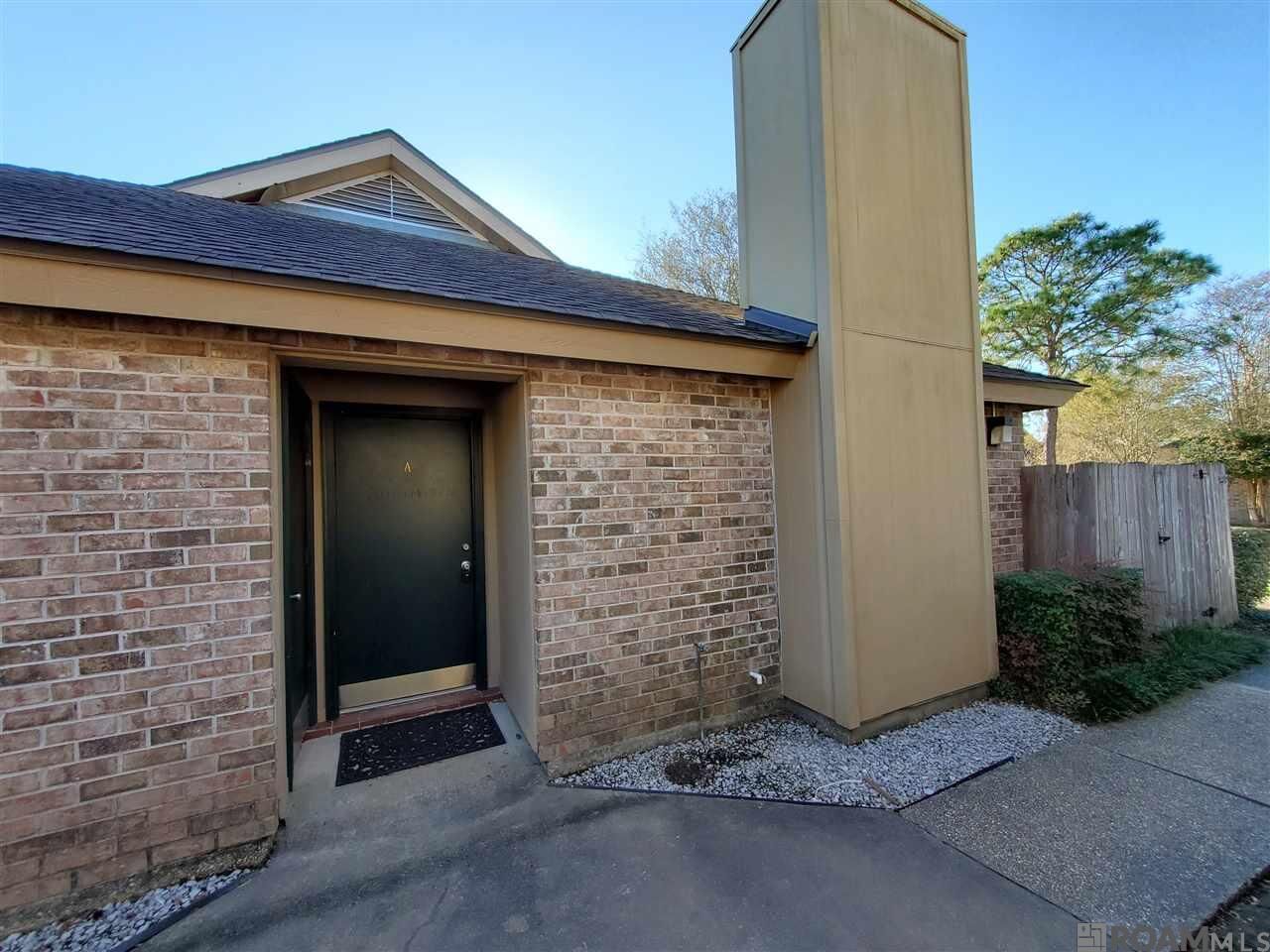 Property Photo: 5151 Everette Ln LA 70809