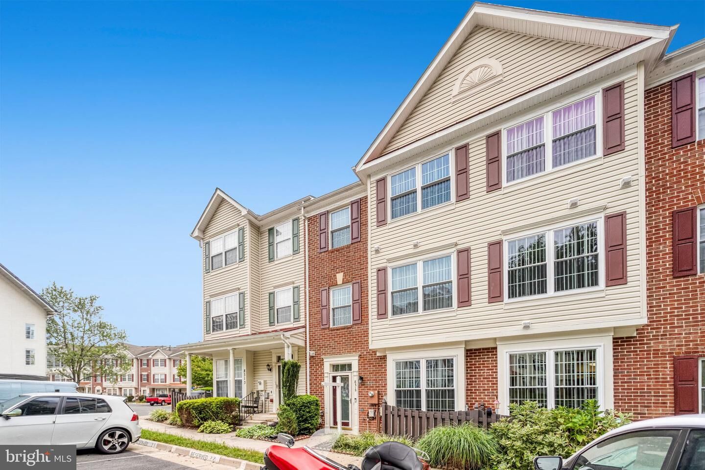 Property Photo: 8315 Sanderling Way 22 VA 22079