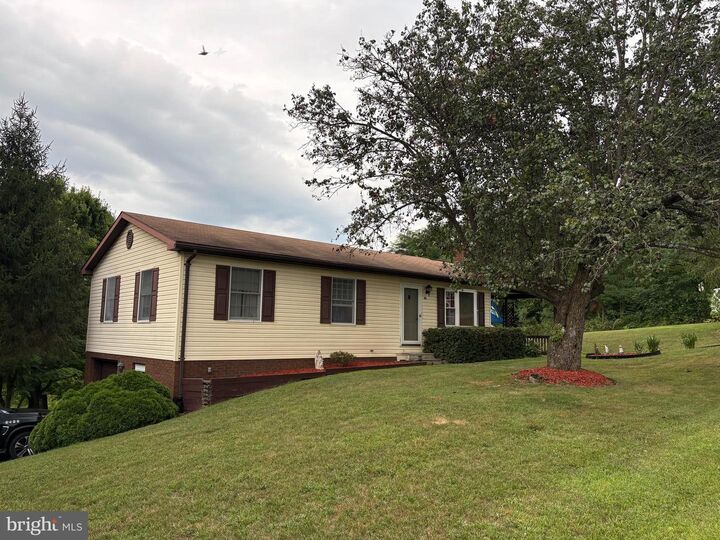 Property Photo:  68 Sunset Drive  WV 25411 