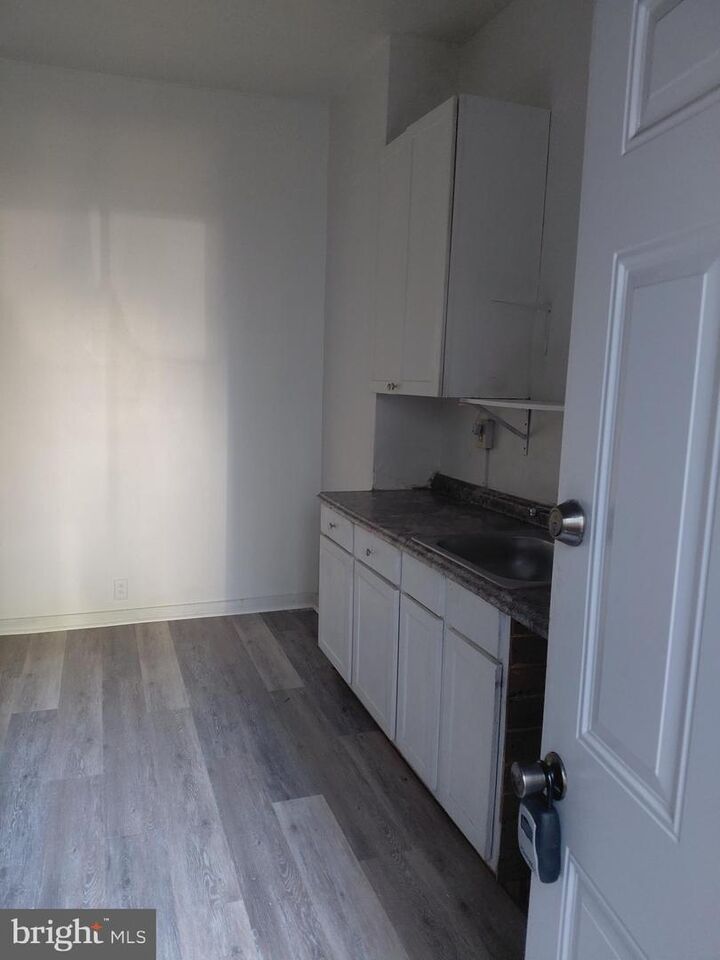 Property Photo:  336 N 6th Street 1F  PA 19601 