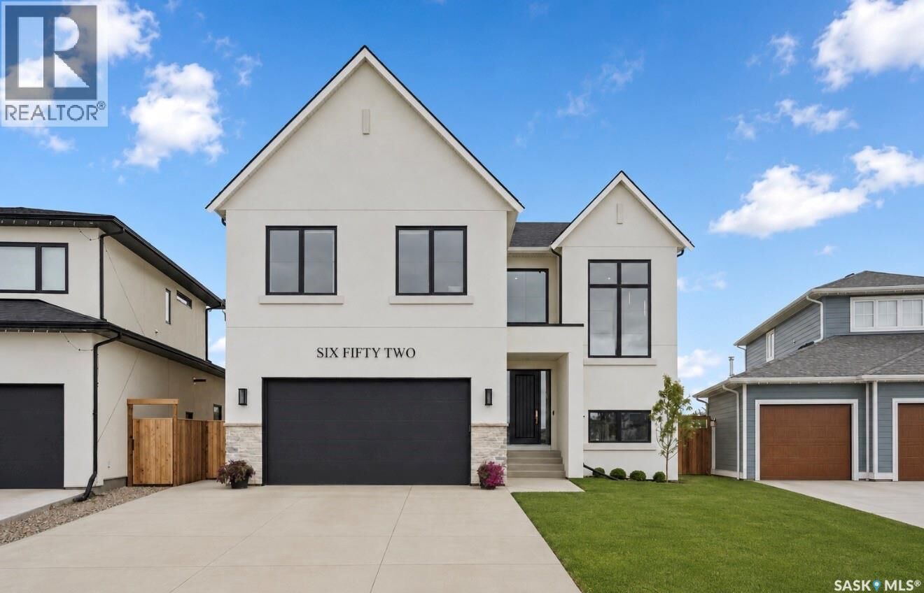 Property Photo:  652 Pepper Bend  SK S7V 1T3 