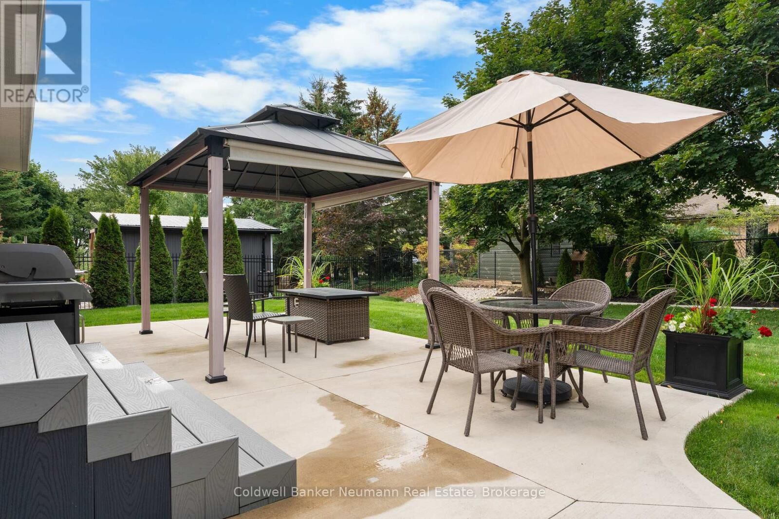 Property Photo: 28 Keating Drive ON N0B 1S0