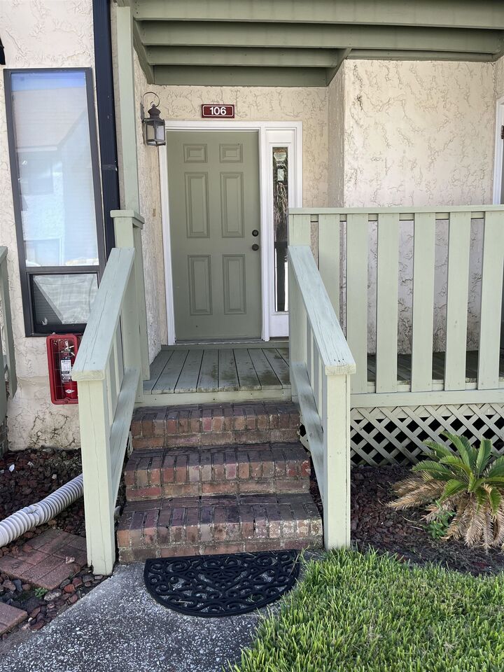 Property Photo: 303 20th Ave. S 106 SC 29577