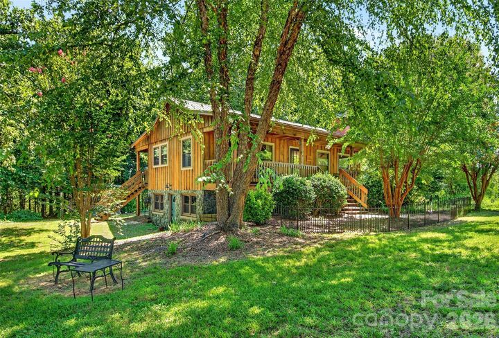 Property Photo: 929 Camp Creek Road NC 28167