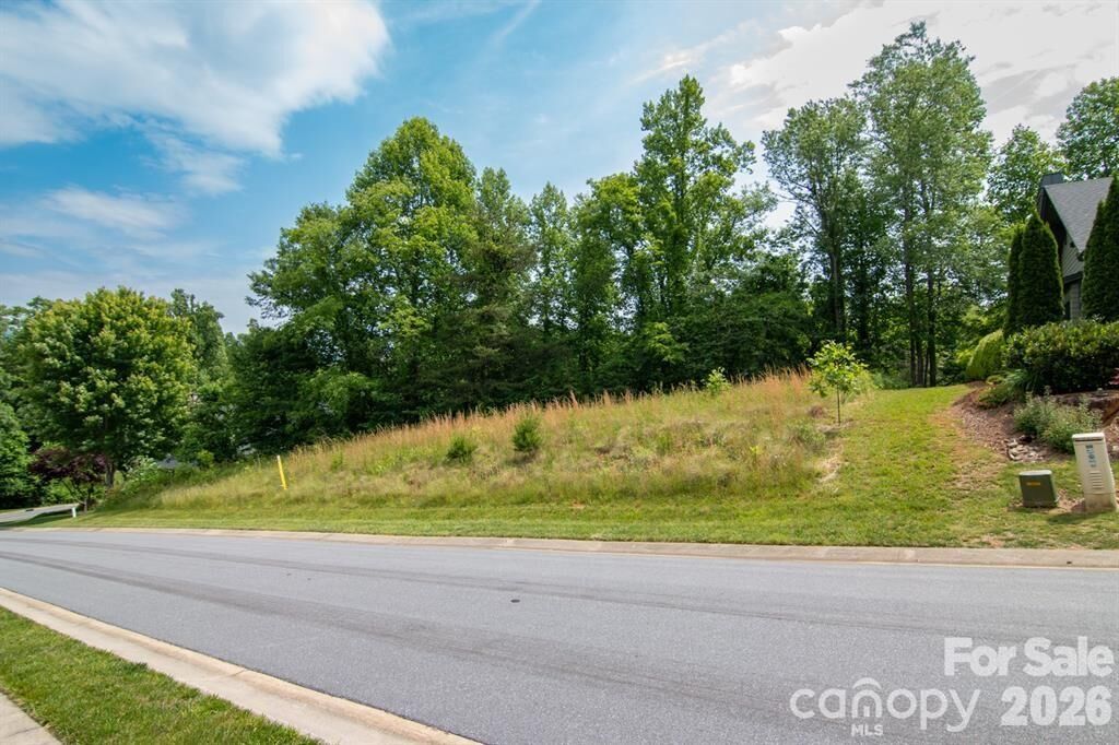 Property Photo:  35 Cottage Settings Lane  NC 28711 