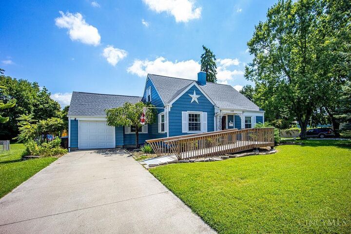 Property Photo:  100 Glencross  OH 45013 