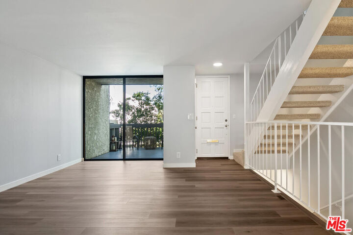 Property Photo: 29239 Heathercliff Rd, Unit 12 CA 90265
