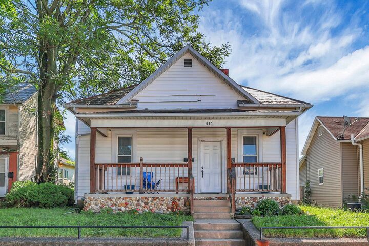 Property Photo: 412 Garfield Avenue OH 43130