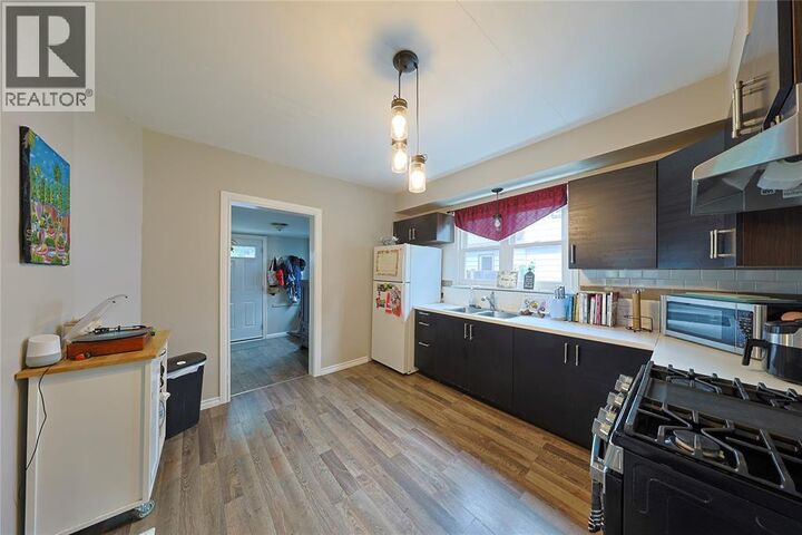 Property Photo:  414 Davis Street  ON N7T 1C3 