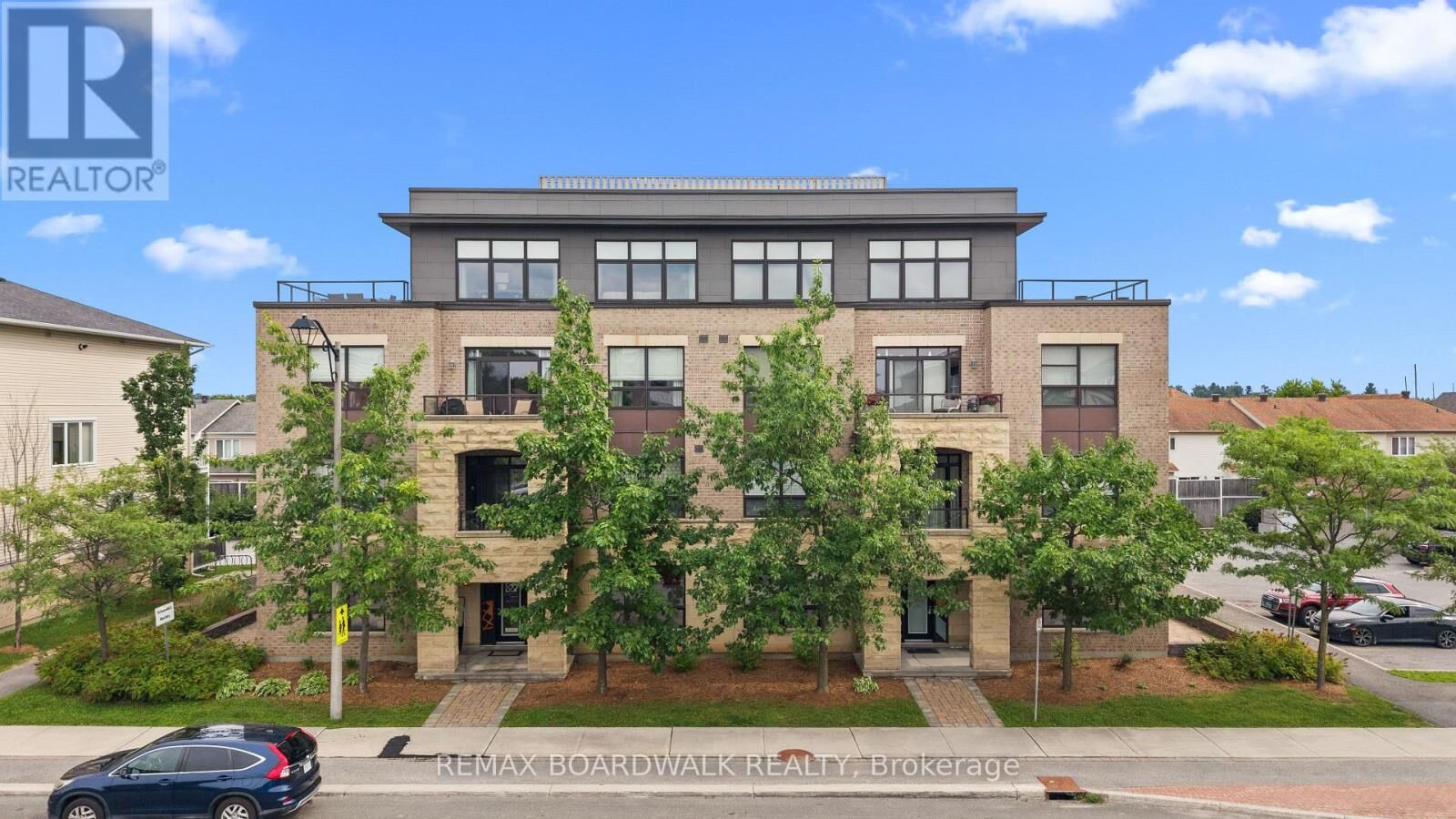 Property Photo:  760 Chapman Mills Drive 302  ON K2J 3V2 