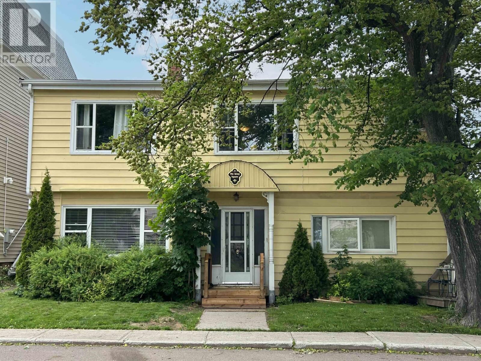 Property Photo: 29 Ole King Square PE C1A 1P8