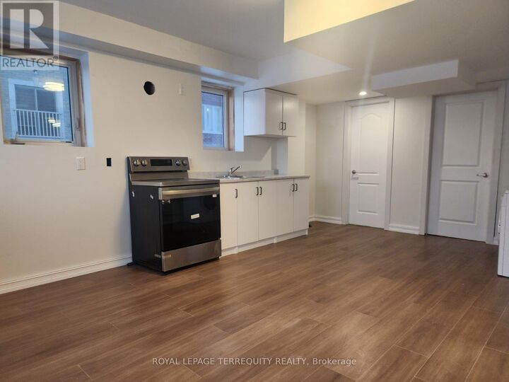 Property Photo: 2540 Hibiscus Drive ON L1X 0M6