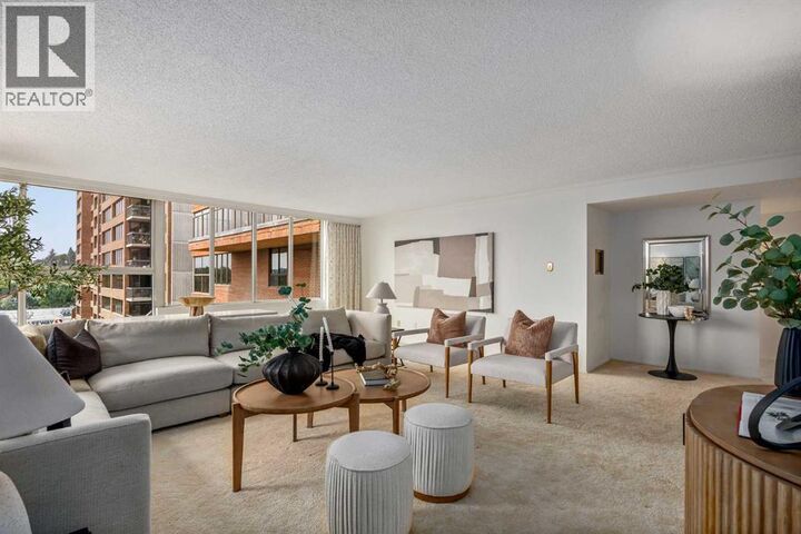 Property Photo:  318 26 Avenue Southwest  AB T2S 2T9 