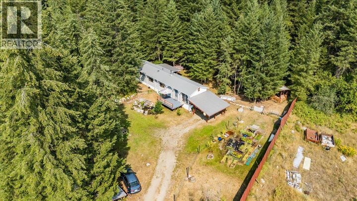 Property Photo:  8864 Slocan  S Road  BC V0G 2C0 