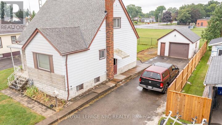 Property Photo: 215 Knoll Street ON L3K 5B5
