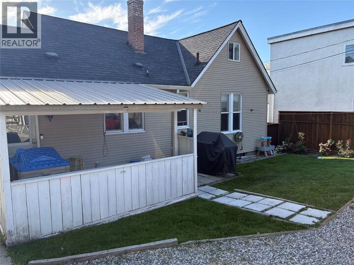 Property Photo:  2605 27 Street  BC V1T 4W1 