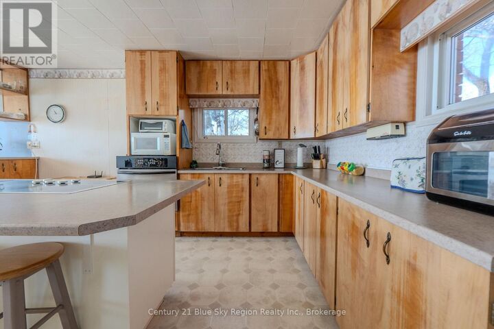 Property Photo: 8 Gerard Road ON P0H 1R0