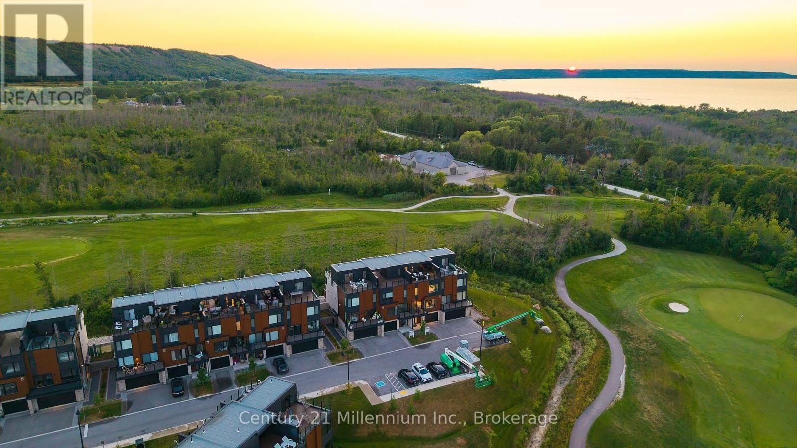 Property Photo:  117 Sladden Court # 22  ON N0H 2P0 
