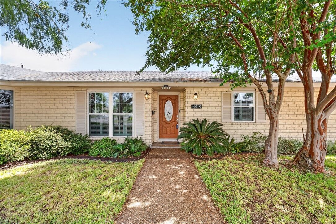 Property Photo: 6818 Sahara Drive TX 78412
