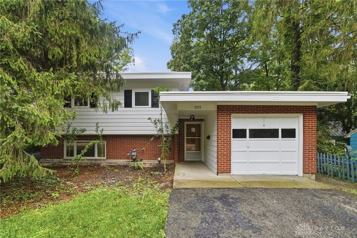 Property Photo:  1115 Xenia Avenue  OH 45387 