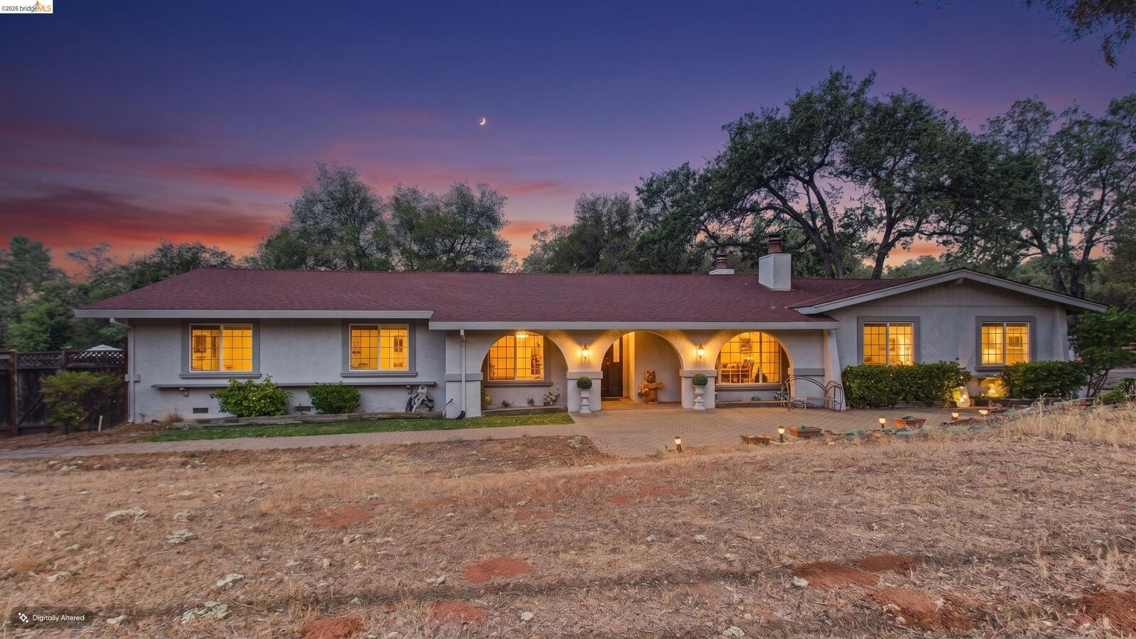 Property Photo: 18178 Via Serena Rd CA 95370