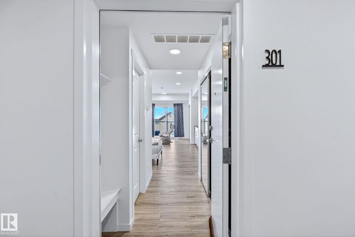Property Photo:  864 Secord Boulevard NW 301  AB T5T 7R9 