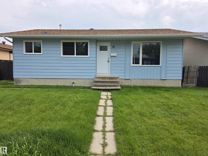 Property Photo: 1907 145A Avenue NW AB T5Y 1S9