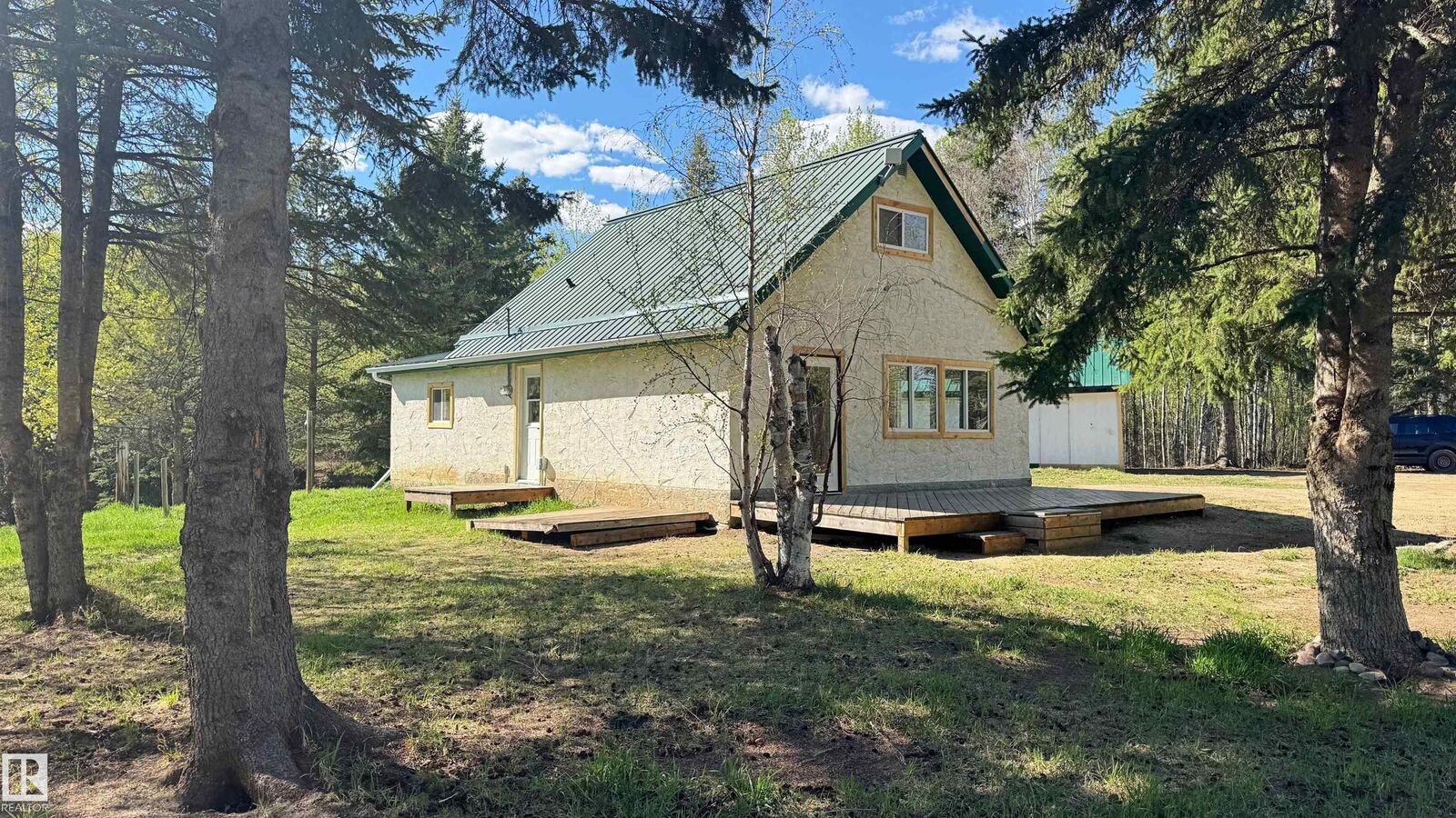 Property Photo:  620076B Hwy 661  AB T0G 1A0 