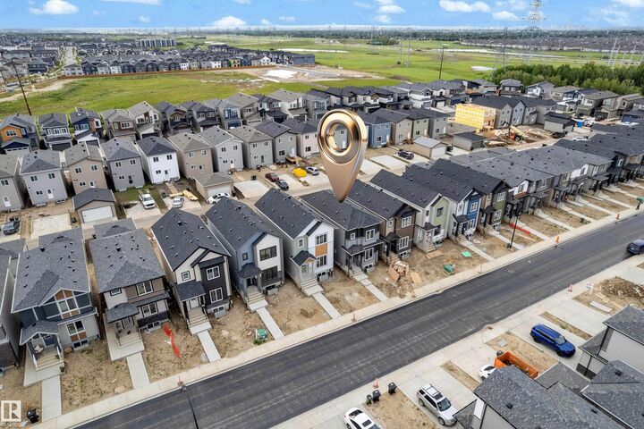 Property Photo:  220 24 Street SW  AB T6X 3K4 