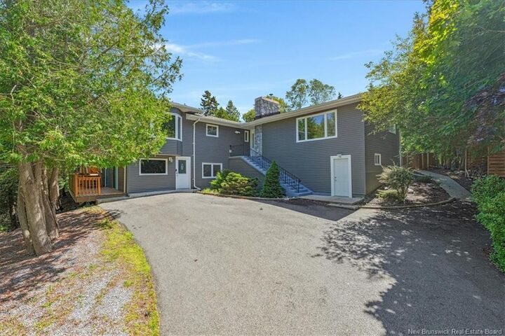 Property Photo: 100 Kennebecasis Drive NB E2K 2G1