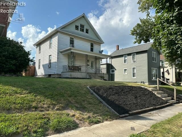 Property Photo:  227 Franklin Street  OH 44883 